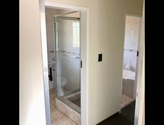 2 BEDROOM SECTIONAL TITLE FOR SALE IN BERTON PARK